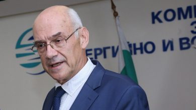Мораториумът на ГЕРБ пада предсрочно, властта чегърта шефа на КЕВР Иван Иванов