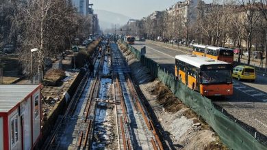 БЕЗОЧИЕ: Фандъкова пак ремонтира ремонт – този път на трамвай №5 (ВСИЧКО започва ОТ НУЛА + ВИДЕО)