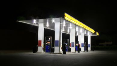 Държавни бензиностанции няма, но шефовете им – калинки от ГЕРБ, лапнаха 1 млн. лв. от заплати