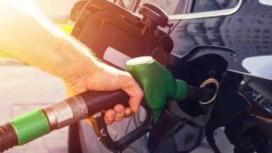 ПЪЛНА ШАШМА: Държавата „помага” с 5, не 25 стотинки на литър гориво