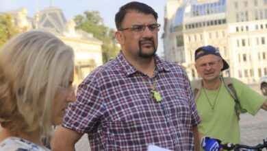 ГОРЧИВО в Narod.bg: Настимир Ананиев се заигра палаво с министър