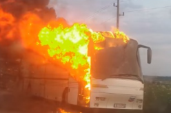 Два автобуса изгоряха край Варна, няма пострадали хора