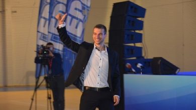 БИЗНЕС: Сричащият депутат от ГЕРБ Стефан Апостолов ще прави фотоволтаици