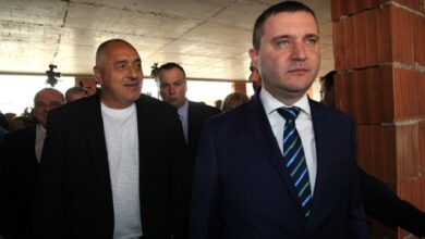 Политически игри: Потънаха ли Горанов с „Магнитски“ и грабежите от магистралите?